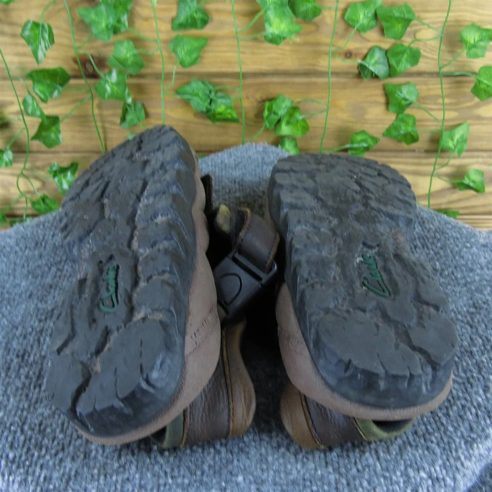 Clarks men air